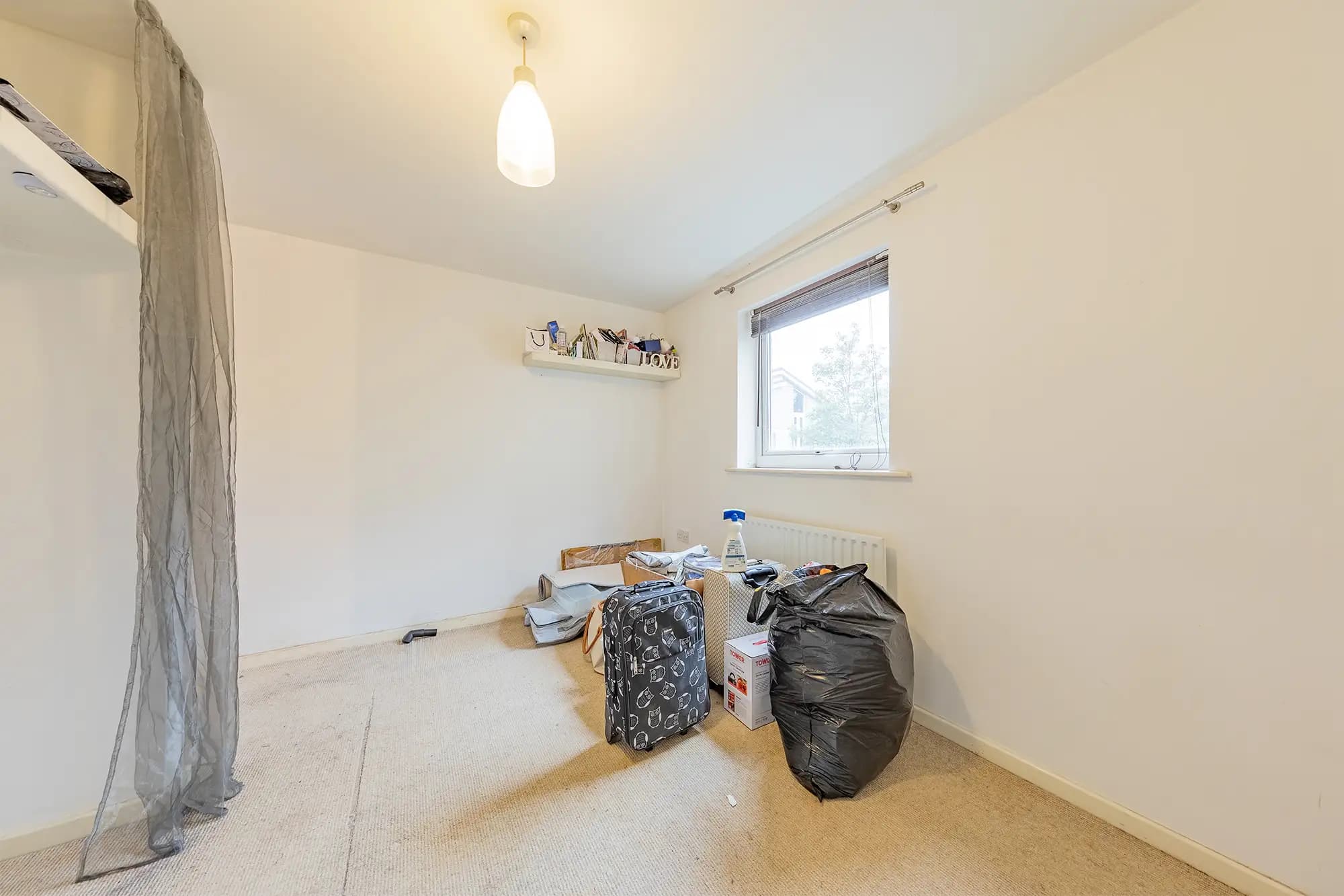property photo 9 of 14