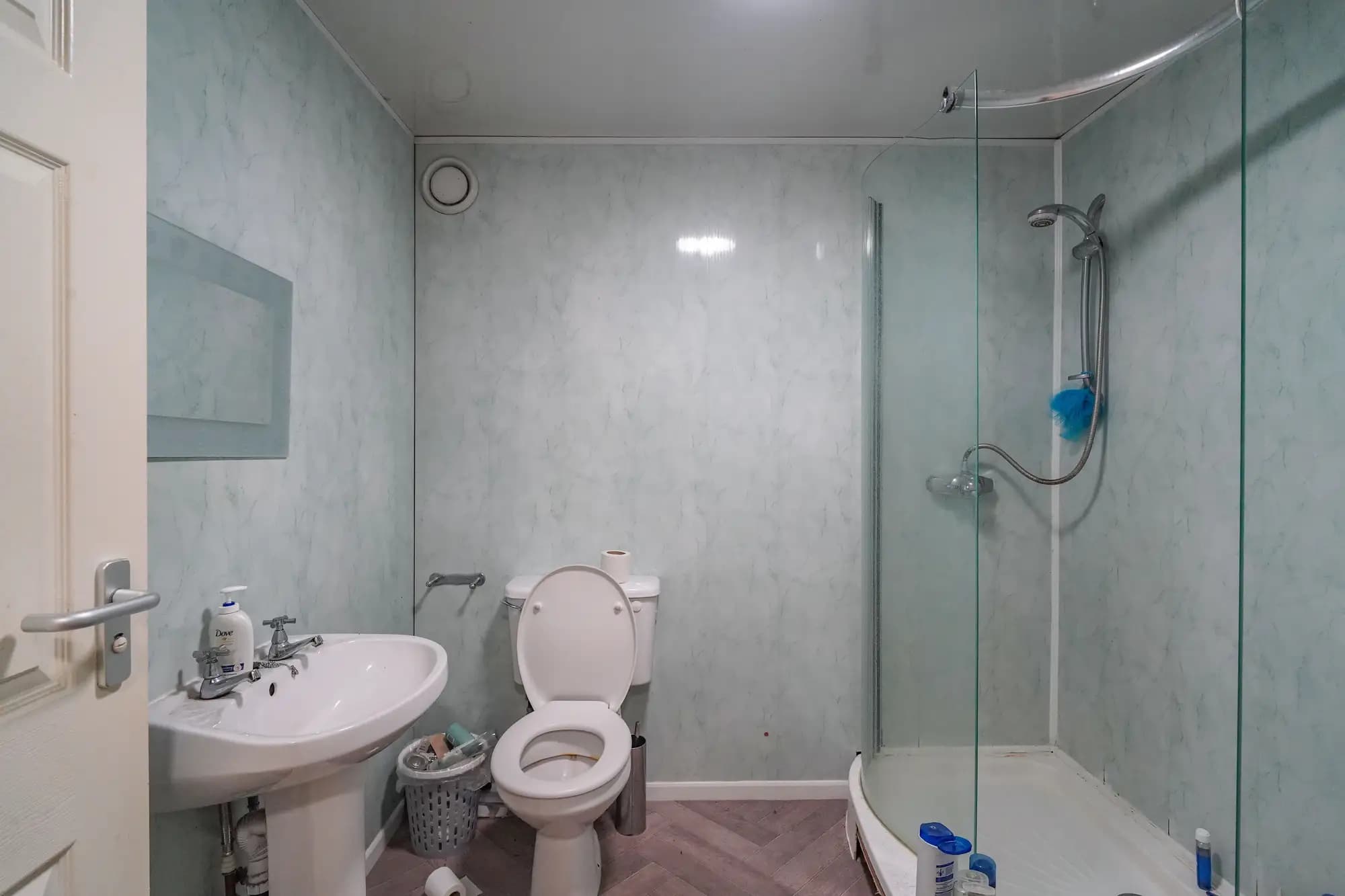 property photo 11 of 57