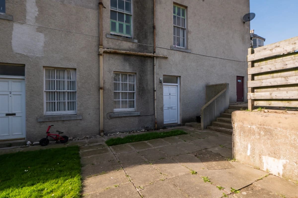 property photo 21 of 22