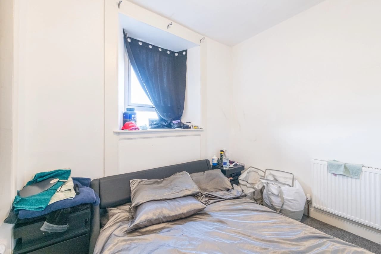 property photo 11 of 23