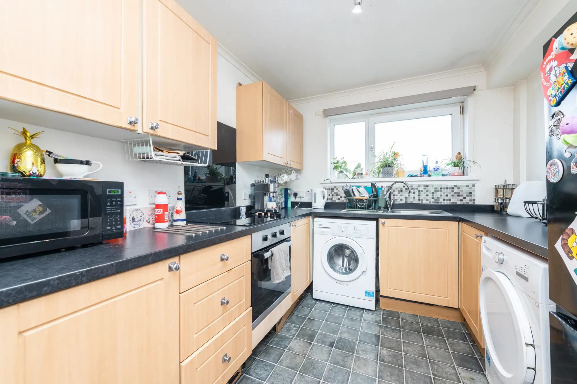 property photo 8 of 22