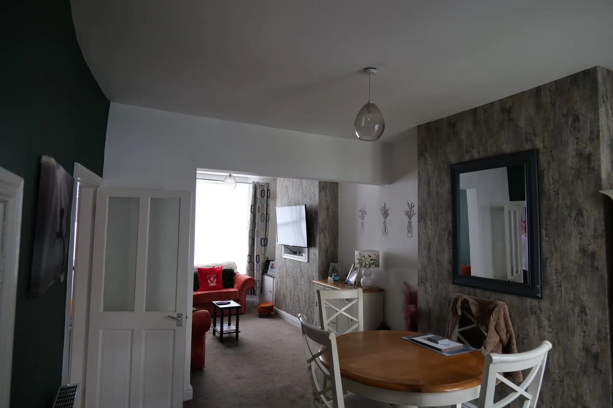 property photo 5 of 17