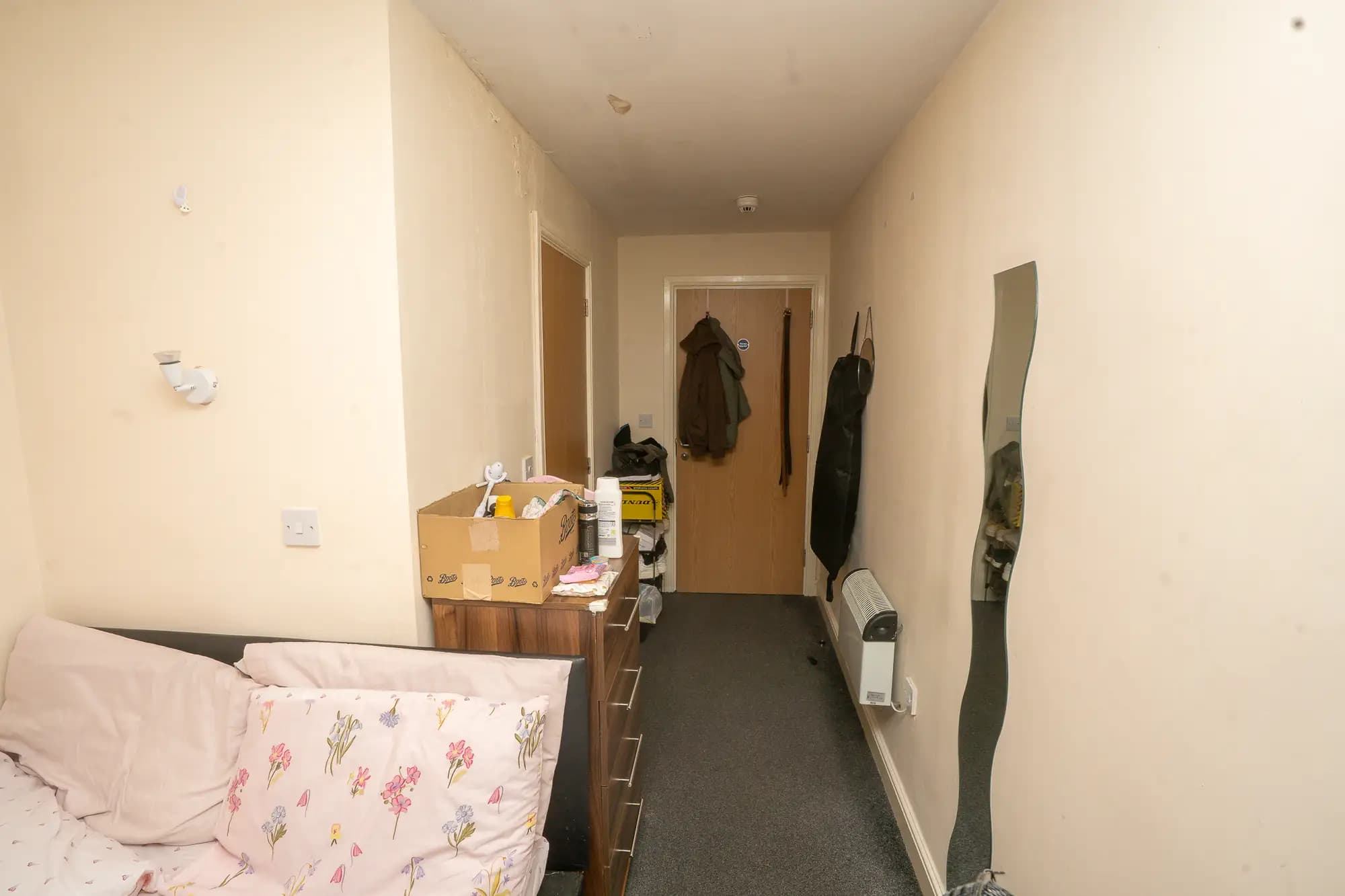 property photo 11 of 13