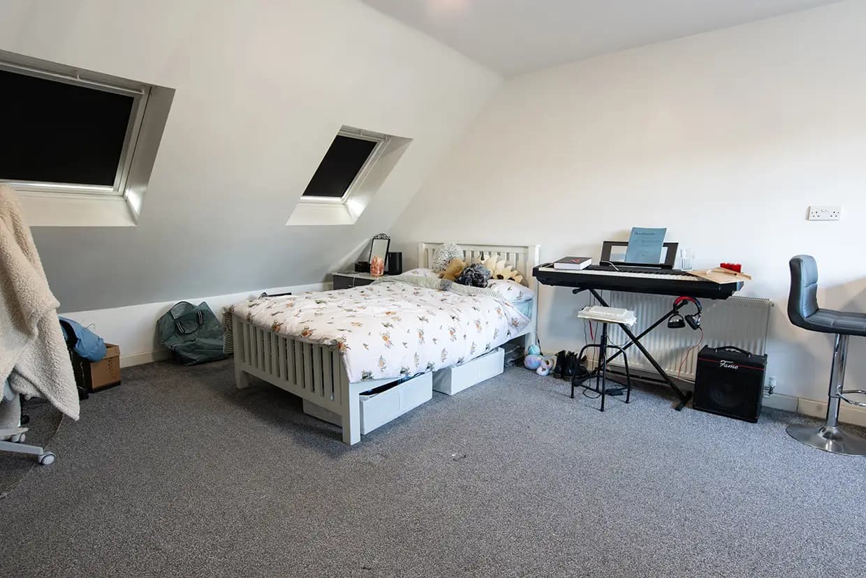 property photo 23 of 37