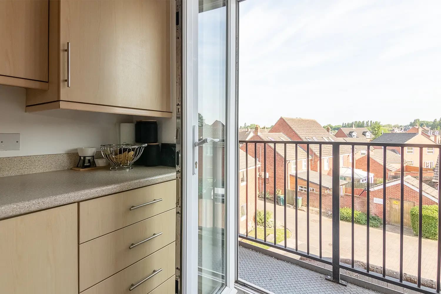 property photo 11 of 30