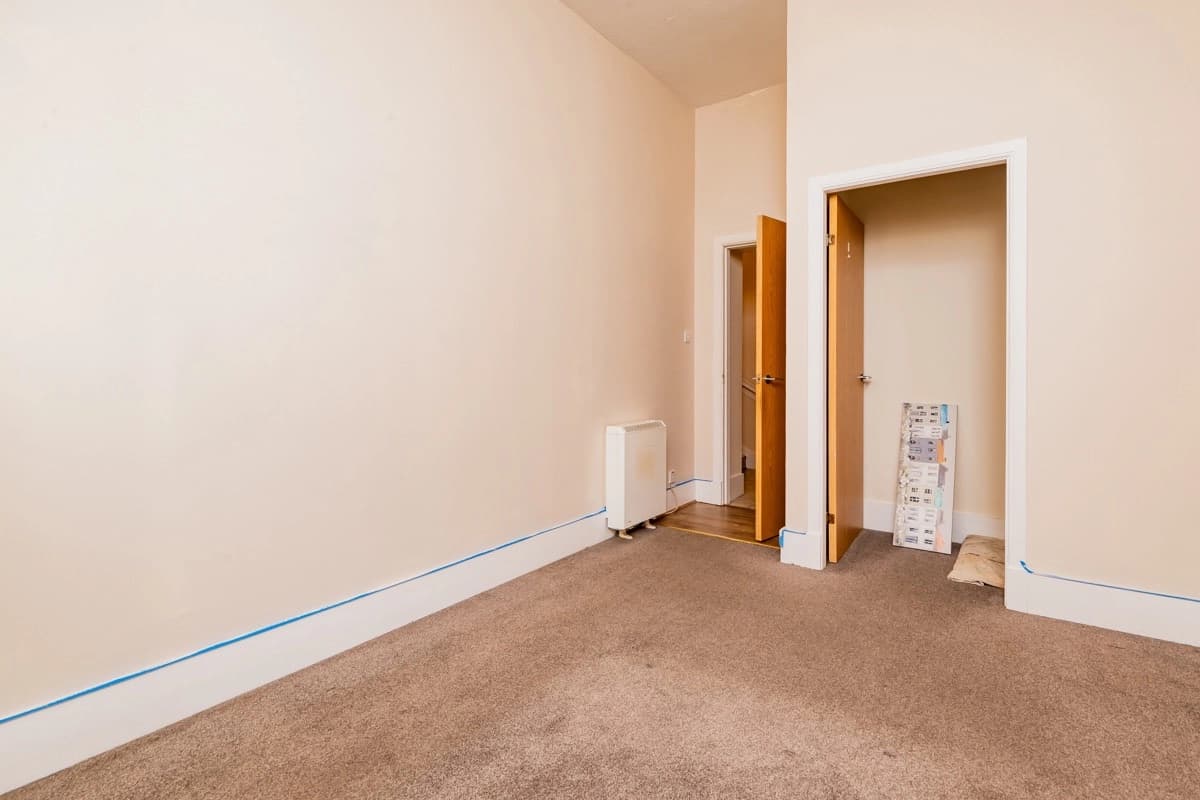 property photo 13 of 22