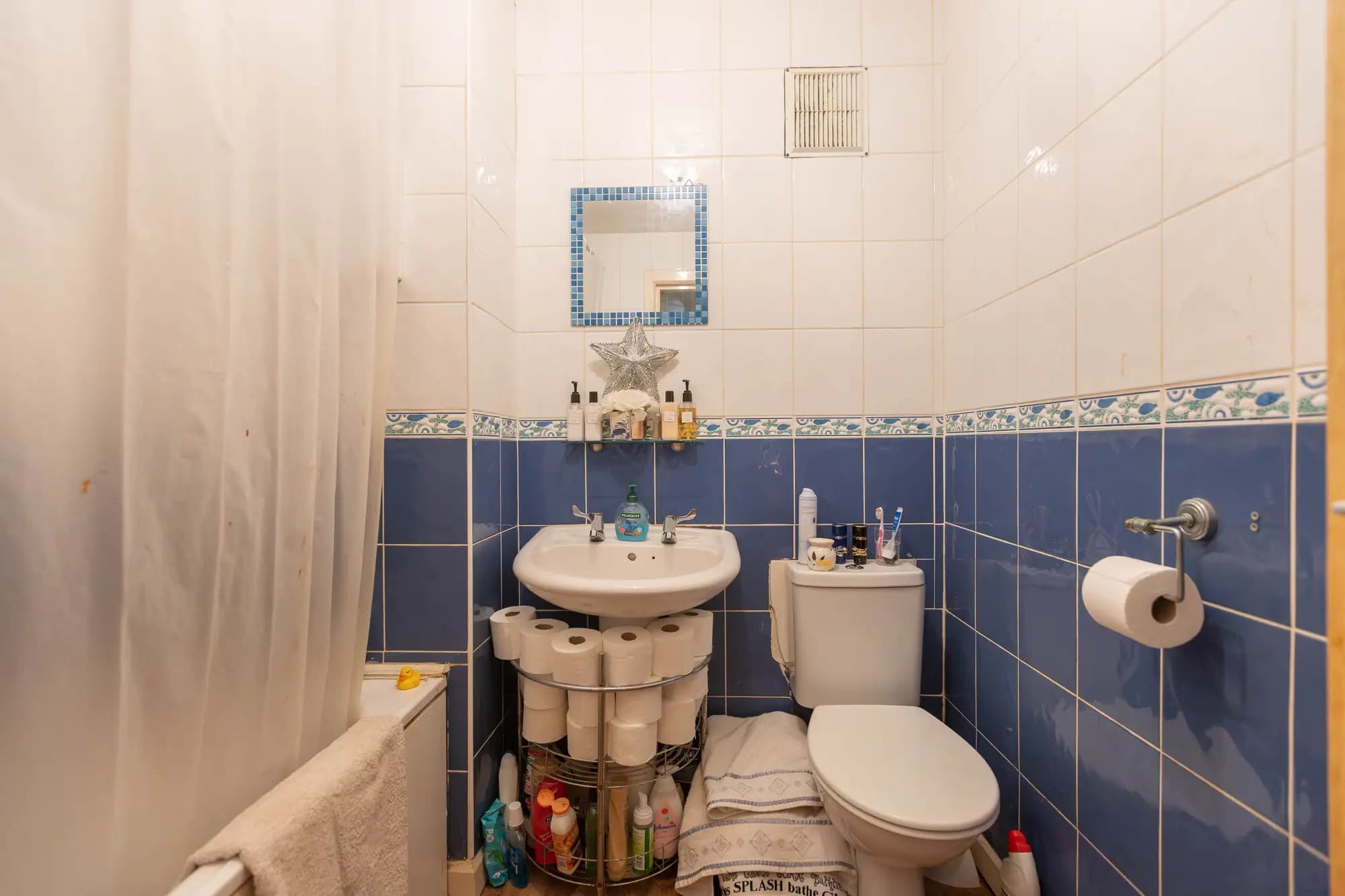 property photo 9 of 17