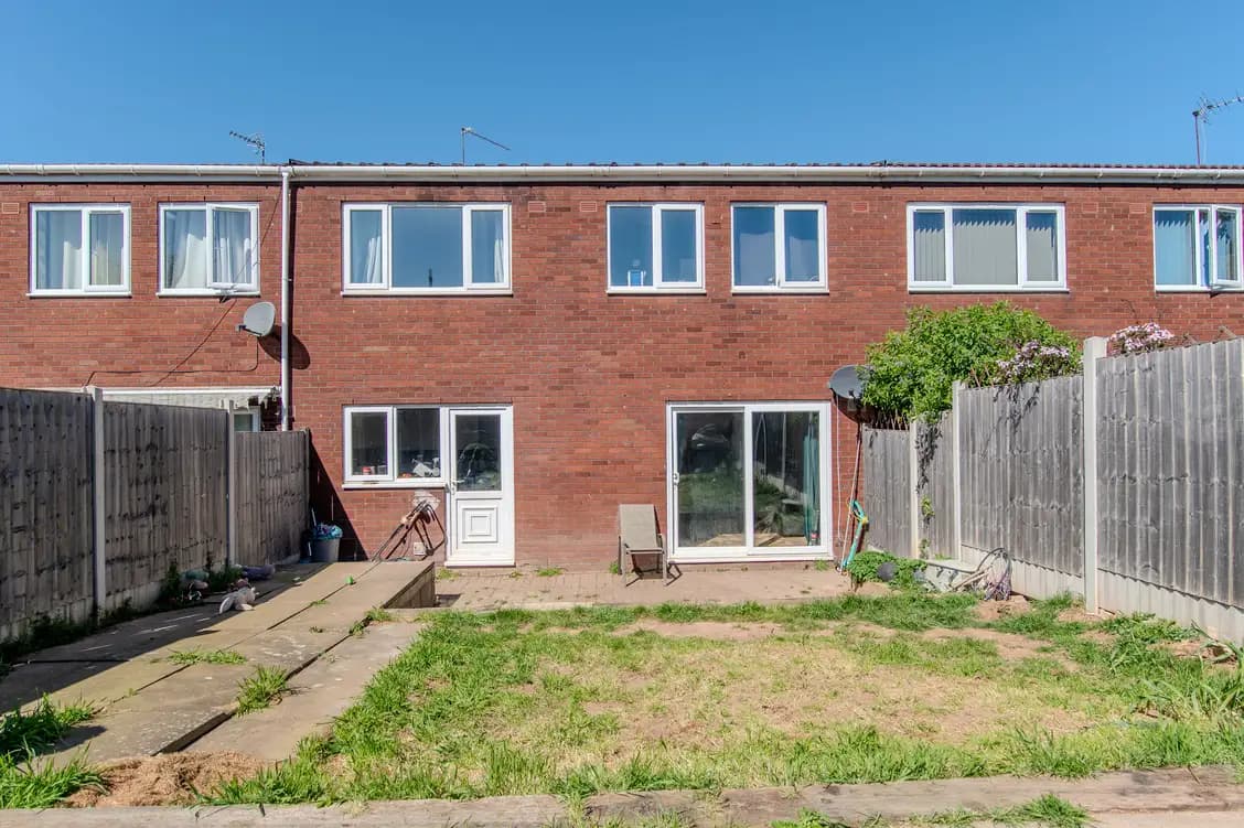 property photo 14 of 16