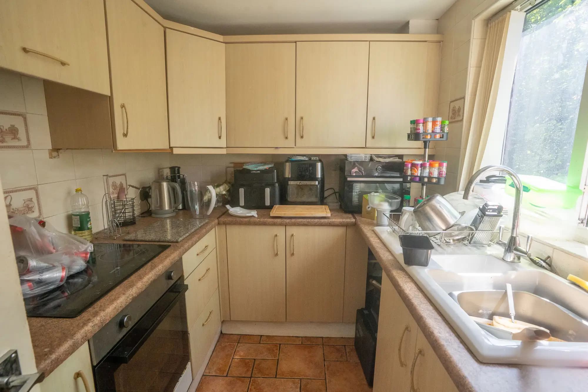 property photo 6 of 17