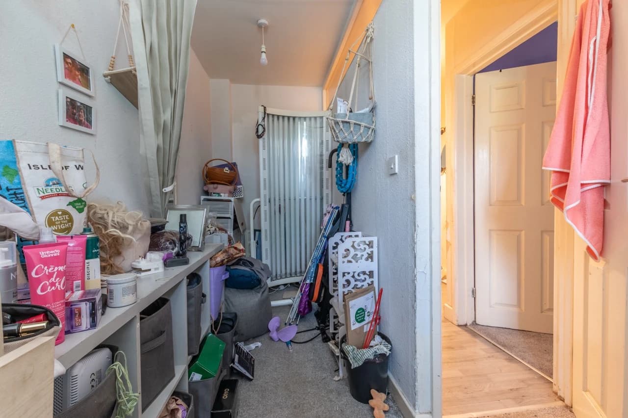 property photo 12 of 19
