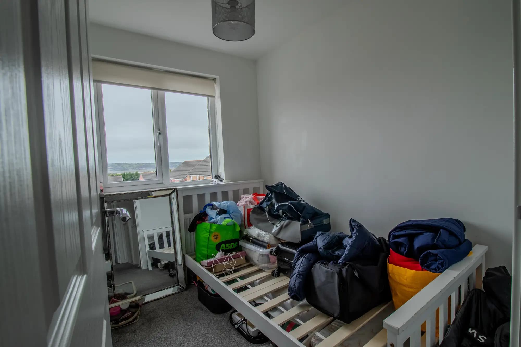 property photo 11 of 18