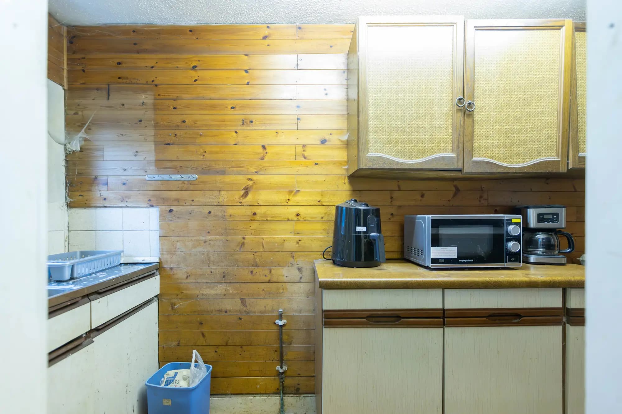 property photo 6 of 21