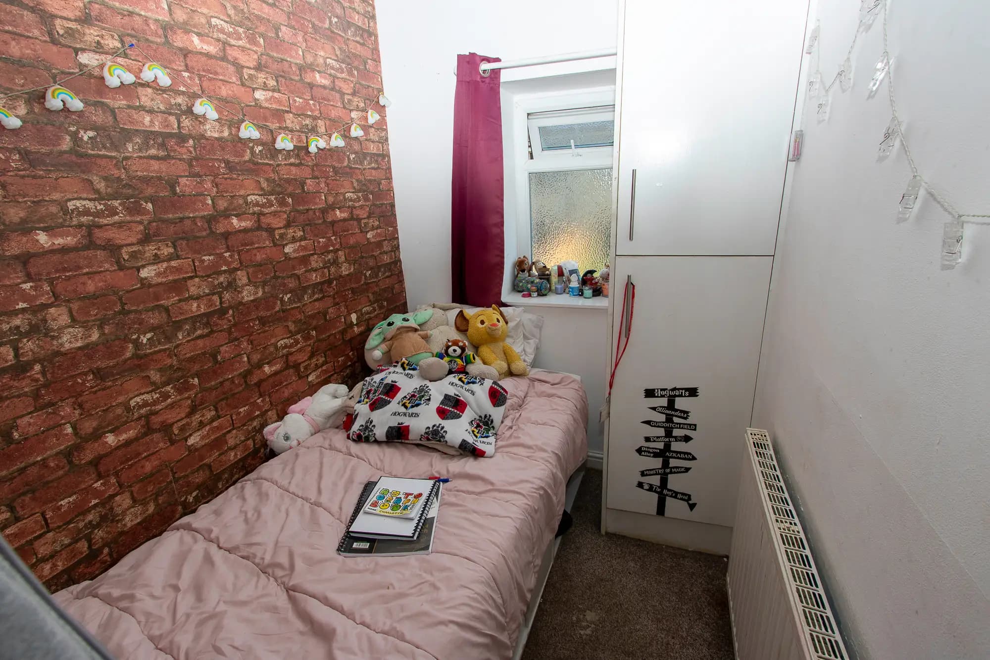 property photo 10 of 13