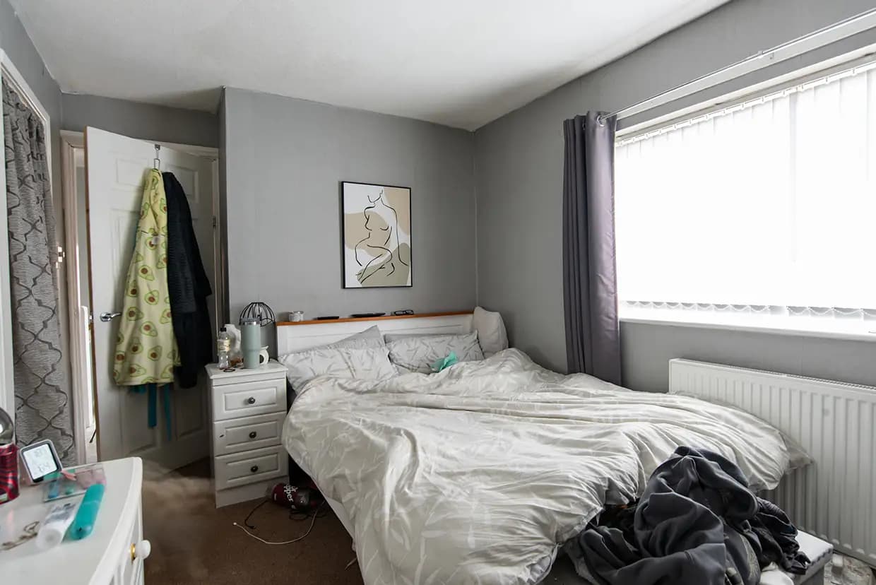 property photo 11 of 25