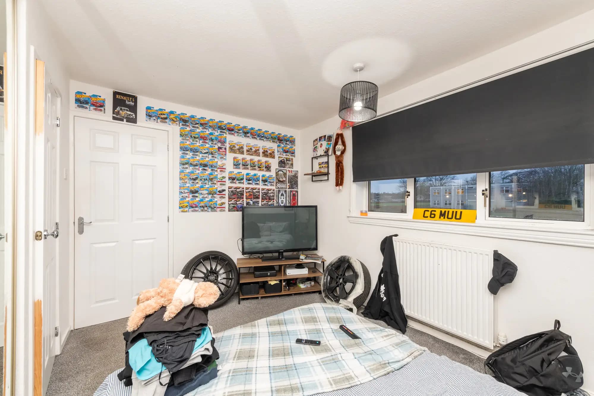 property photo 15 of 27