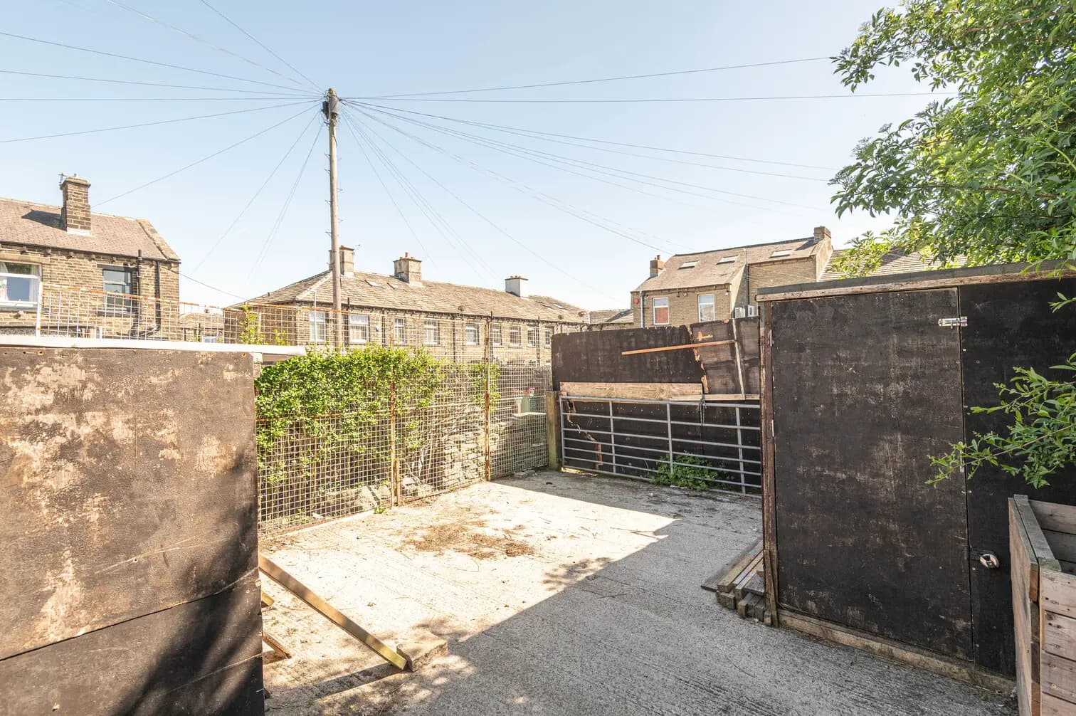 property photo 12 of 13