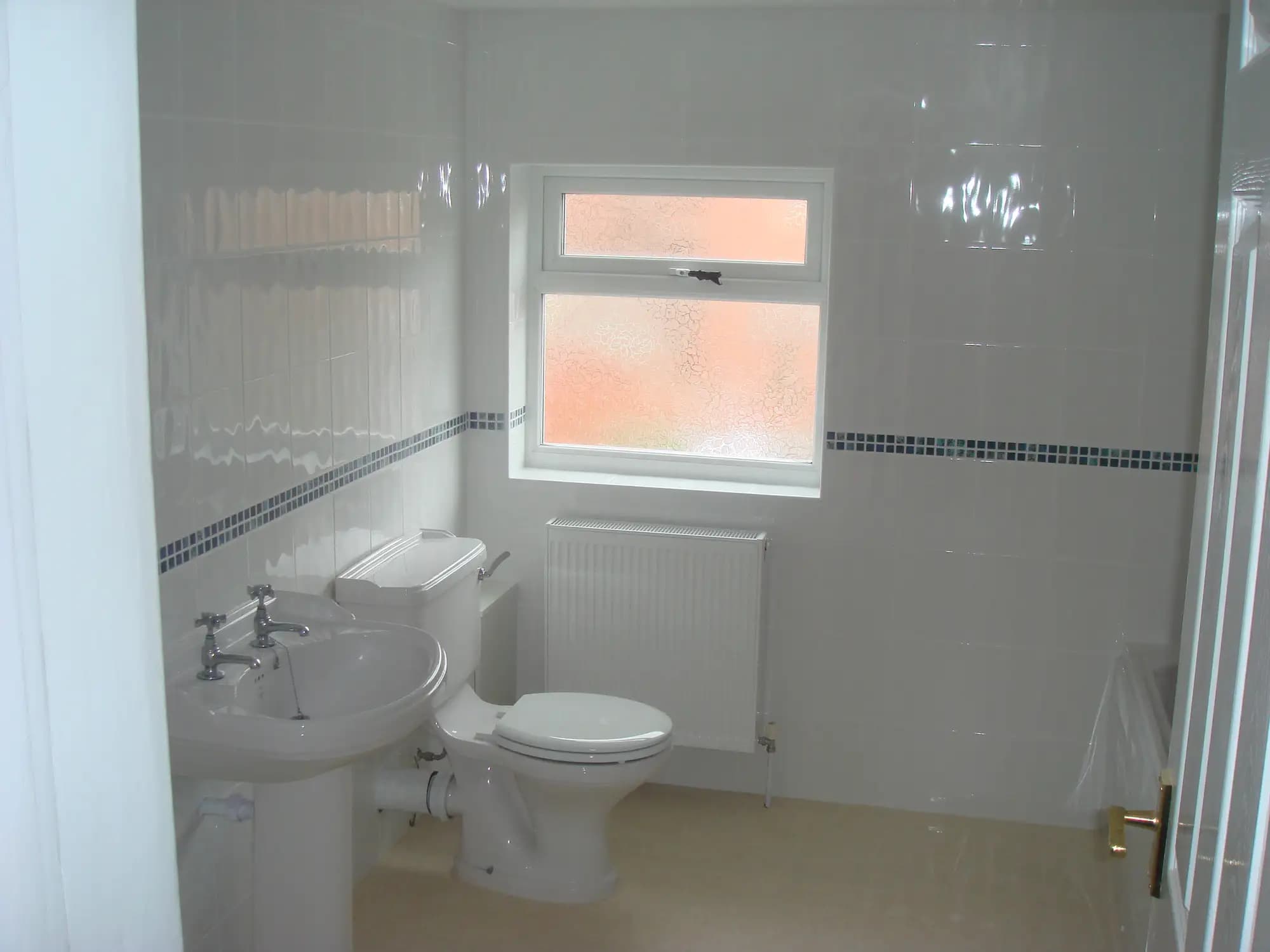 property photo 8 of 17