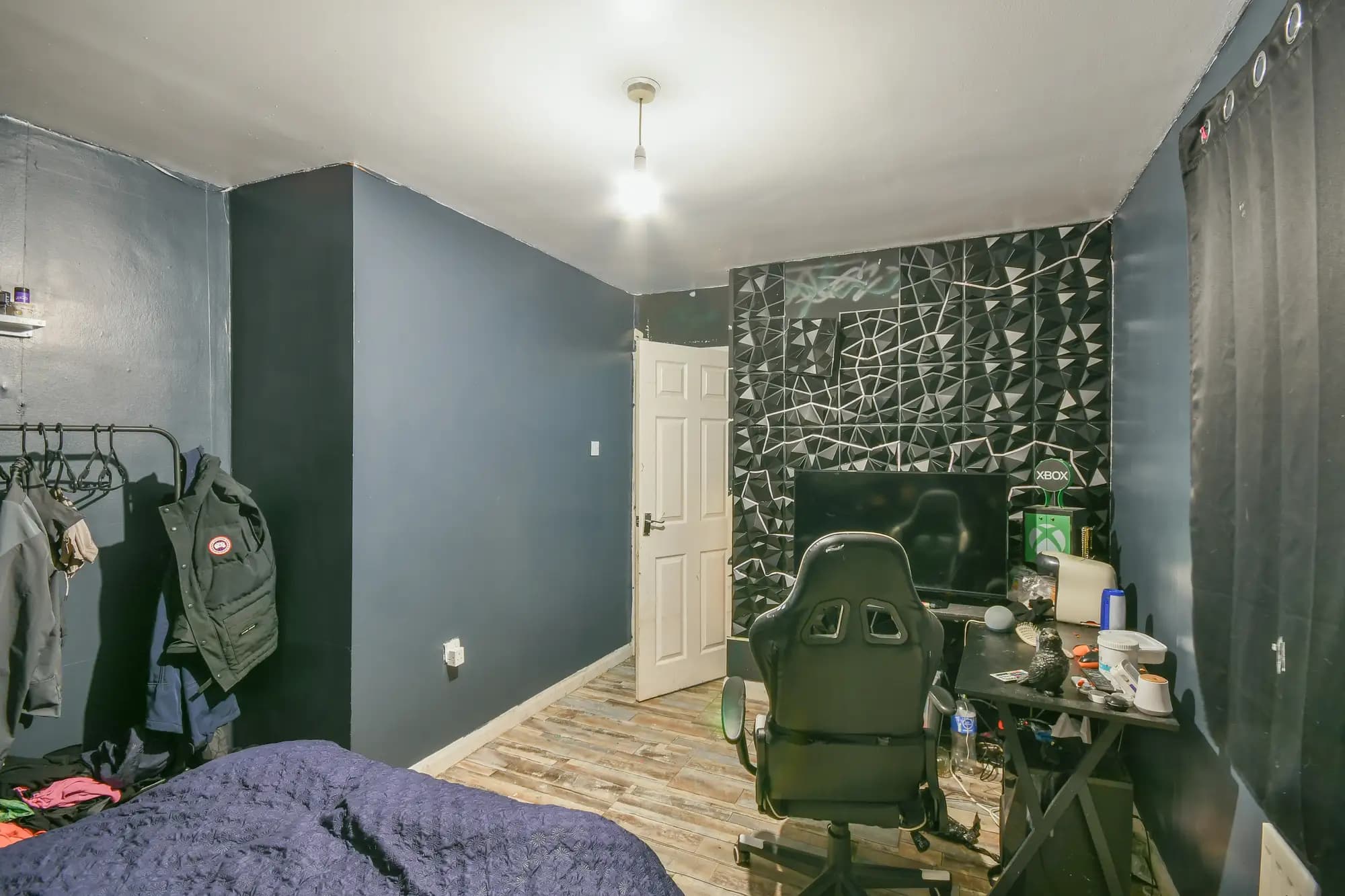 property photo 13 of 17