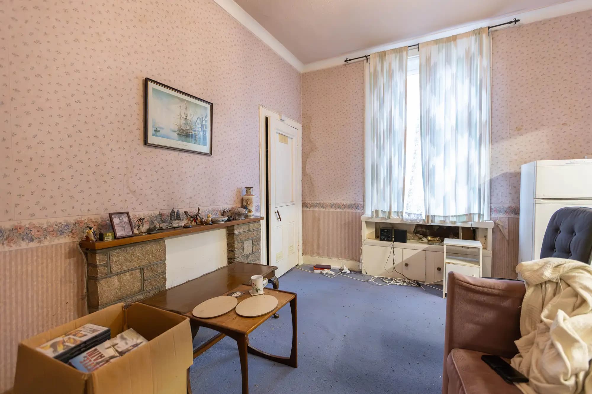 property photo 3 of 21