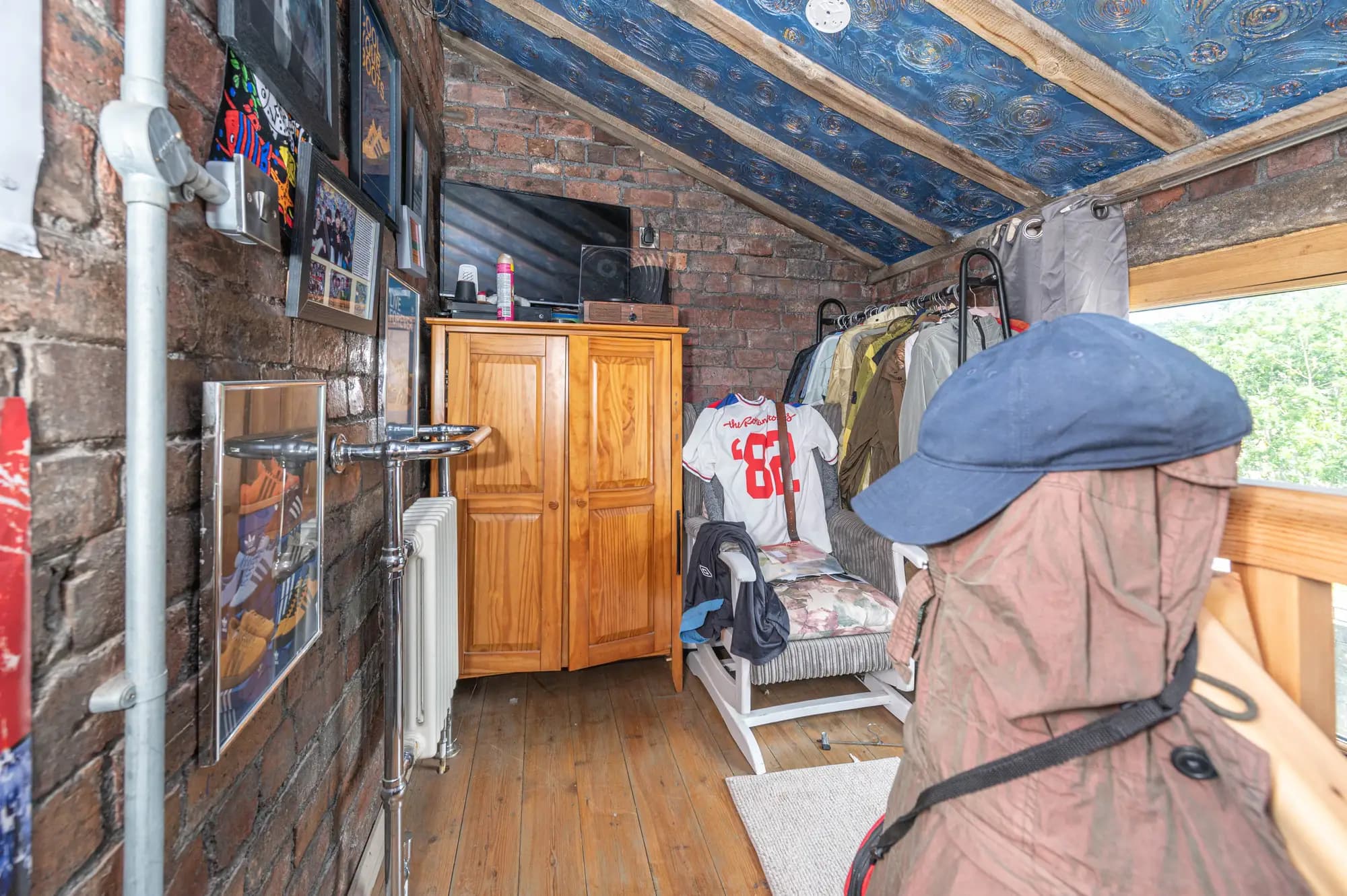 property photo 15 of 23