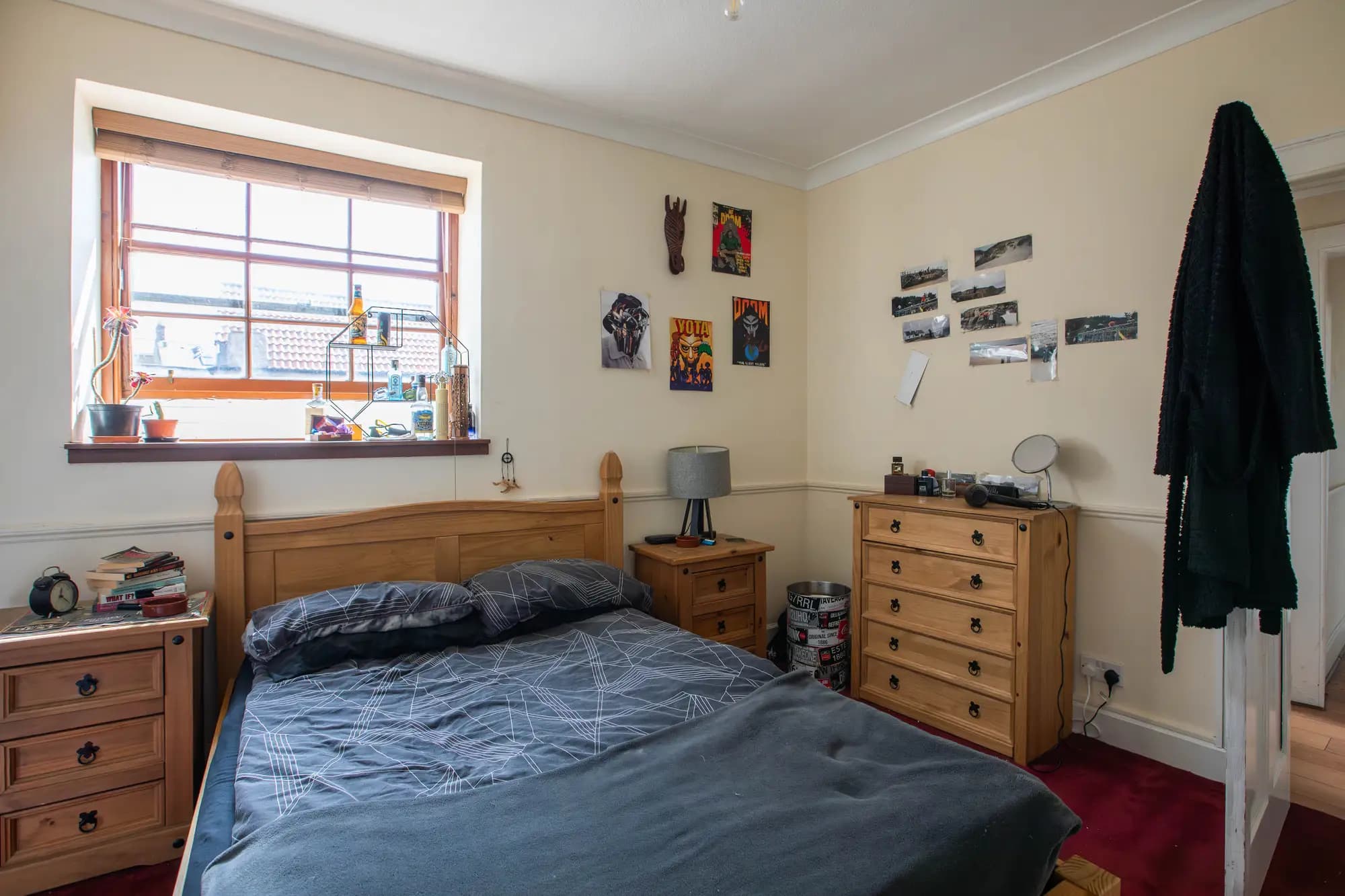 property photo 11 of 16
