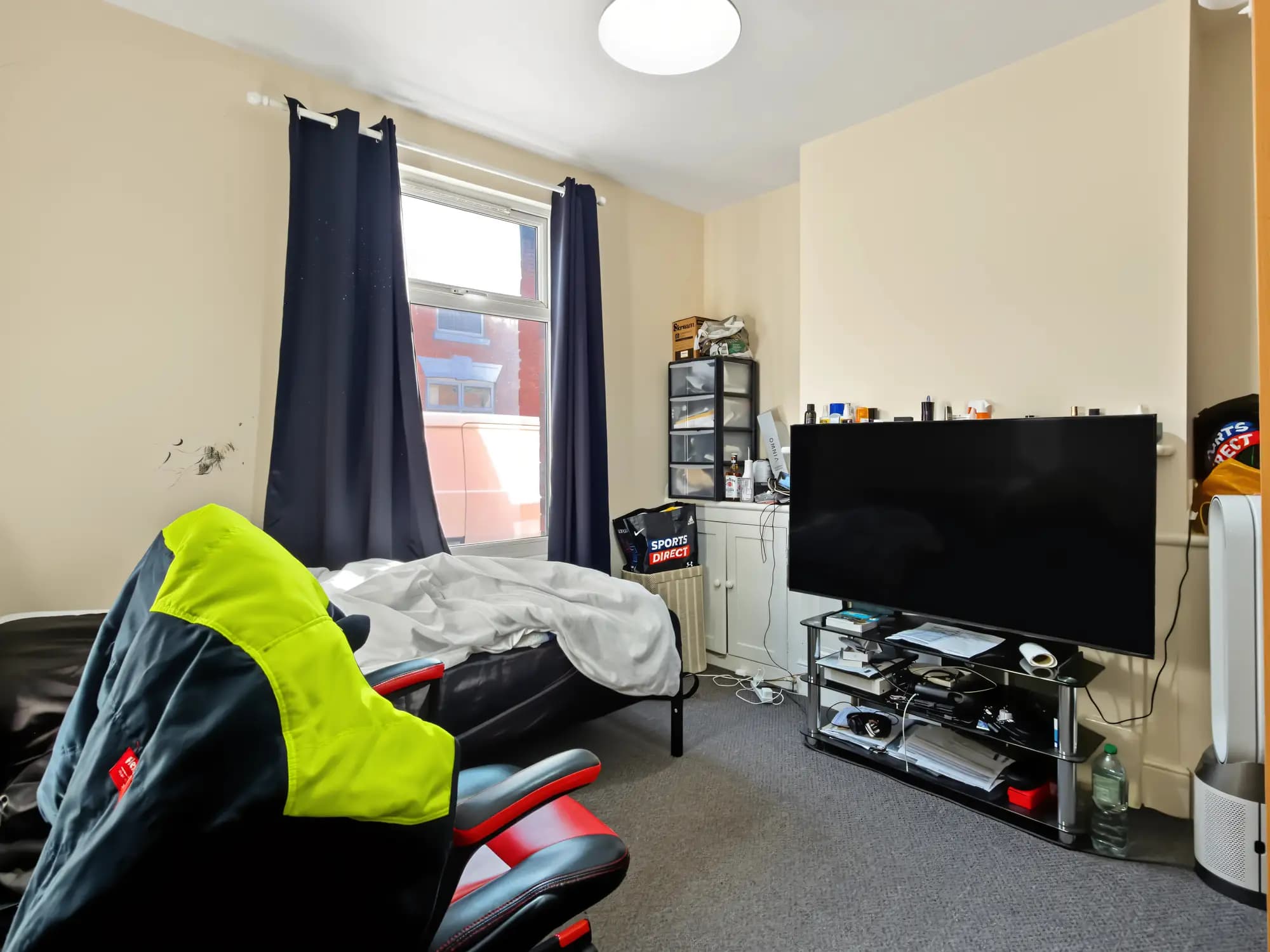 property photo 17 of 22