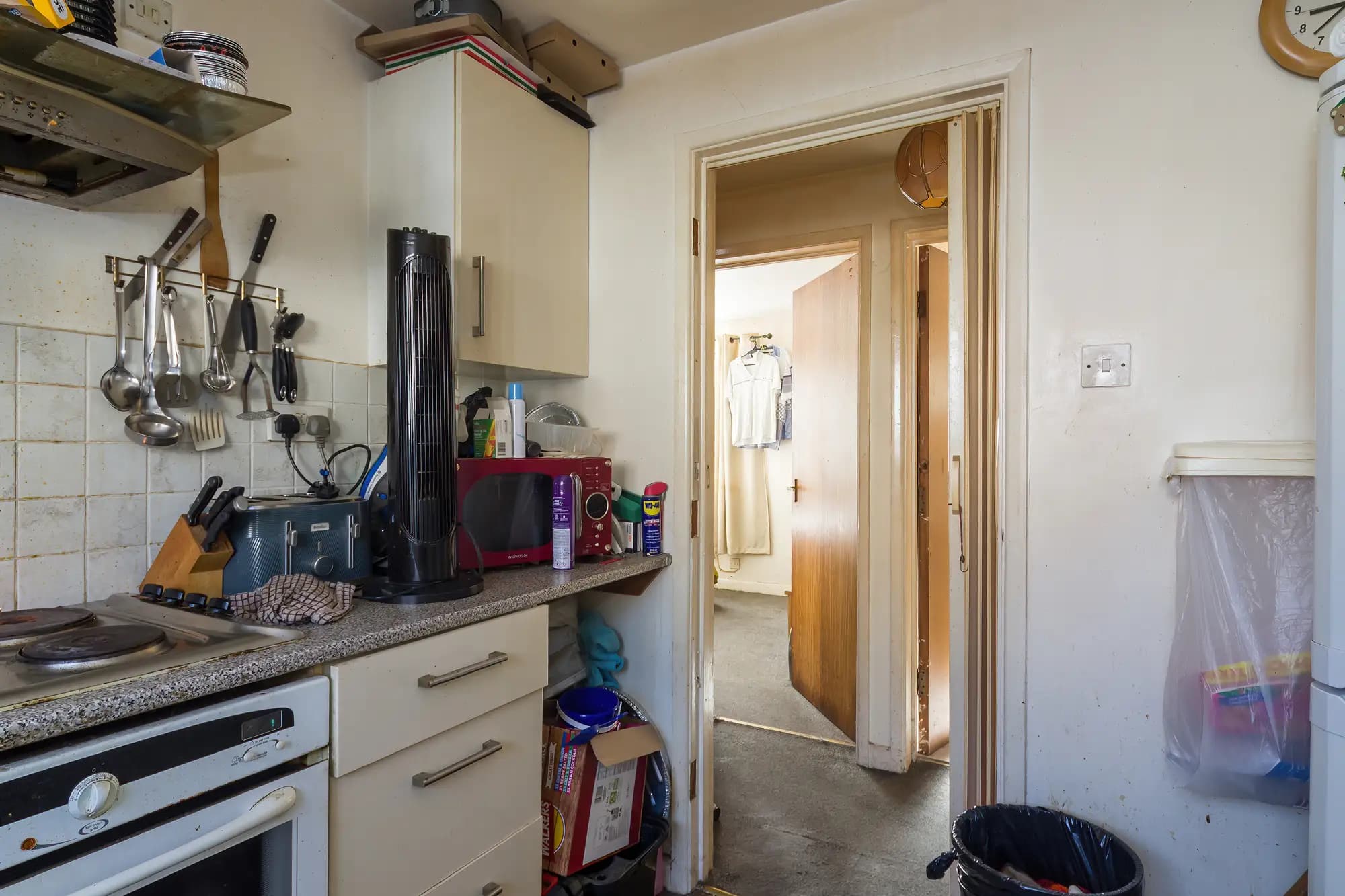property photo 7 of 17