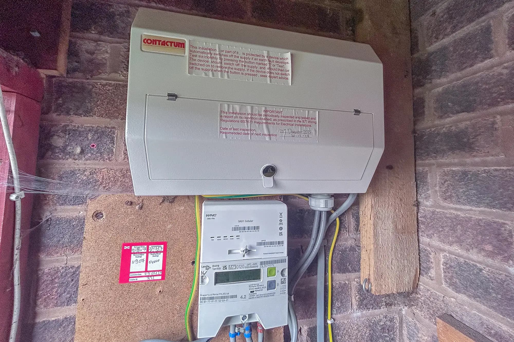 property photo 13 of 19