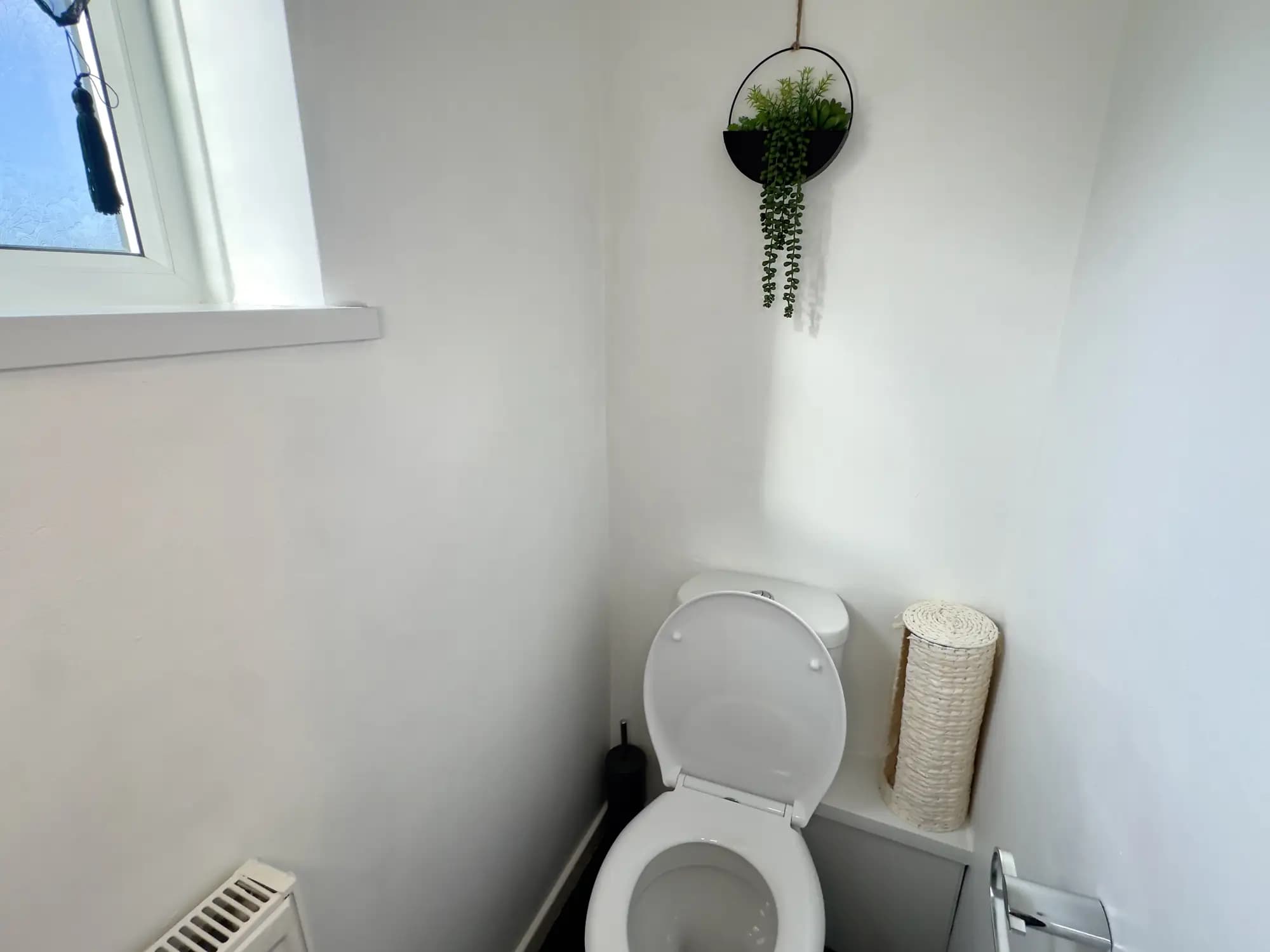 property photo 8 of 20