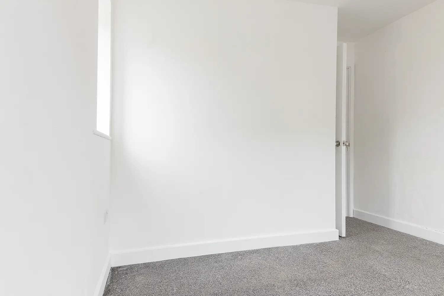 property photo 19 of 31