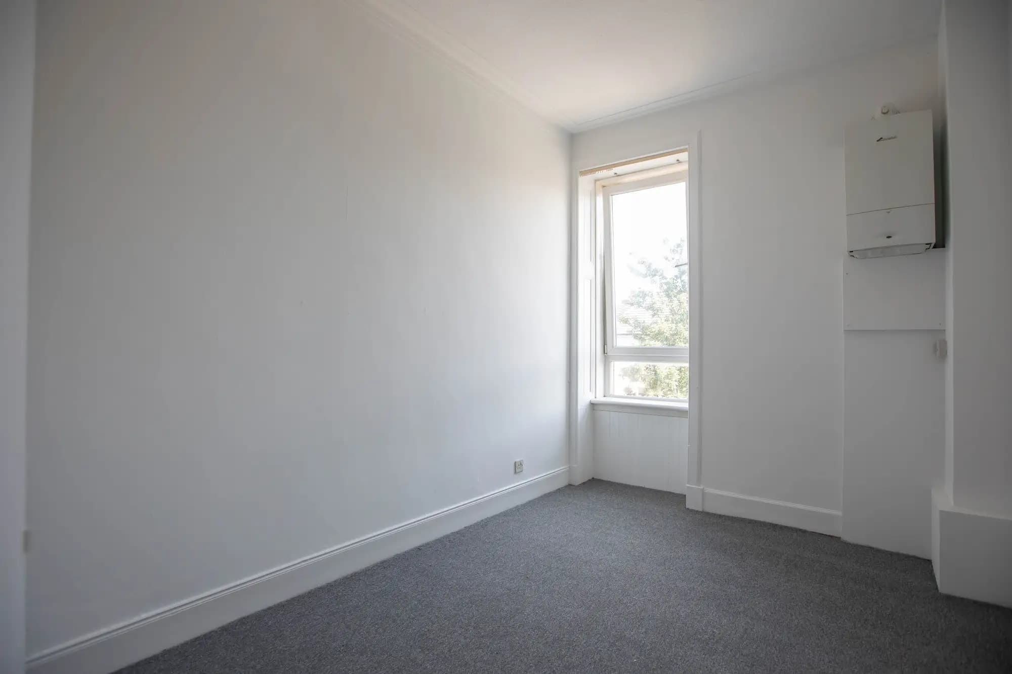 property photo 13 of 24