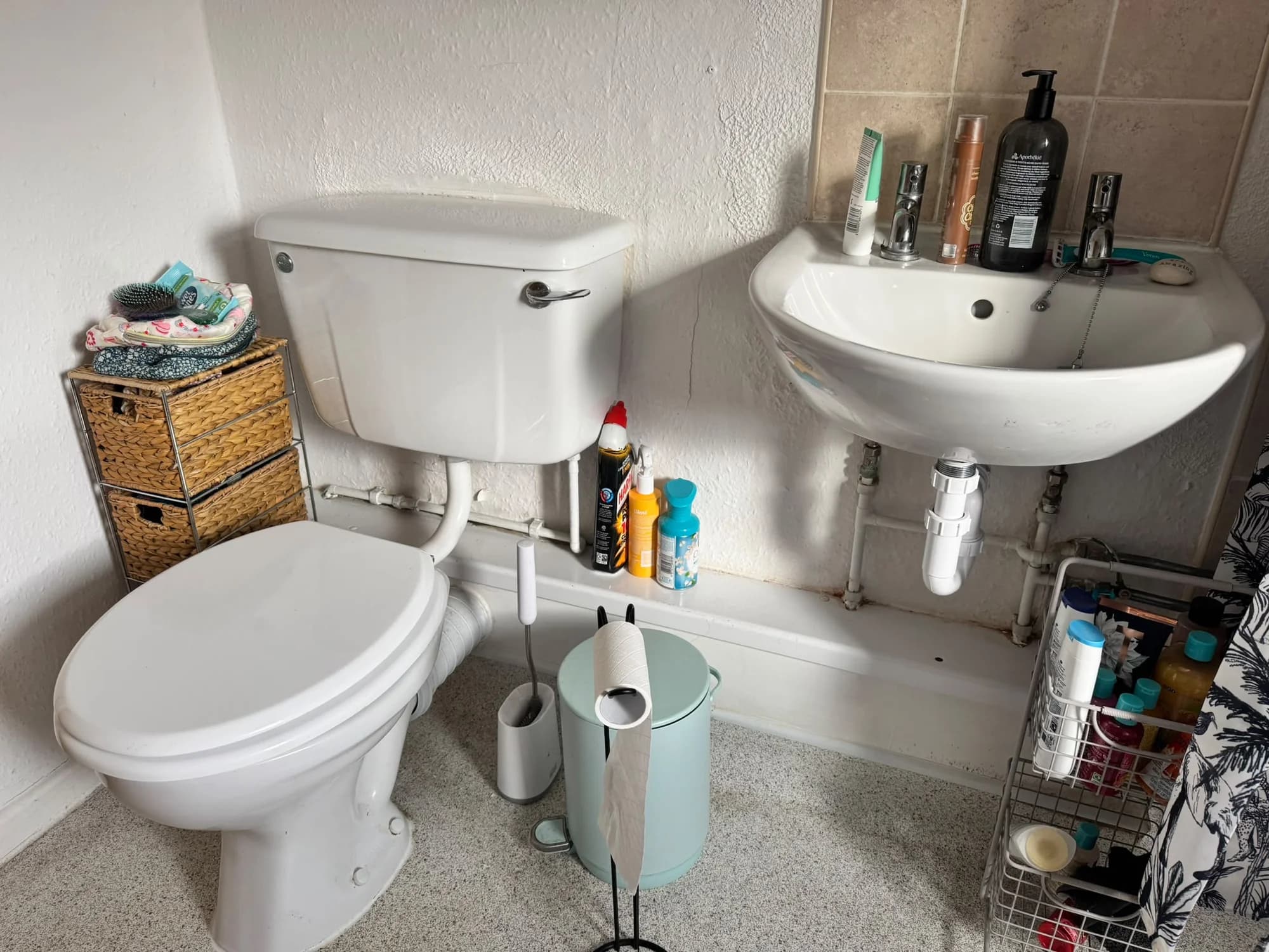 property photo 7 of 15