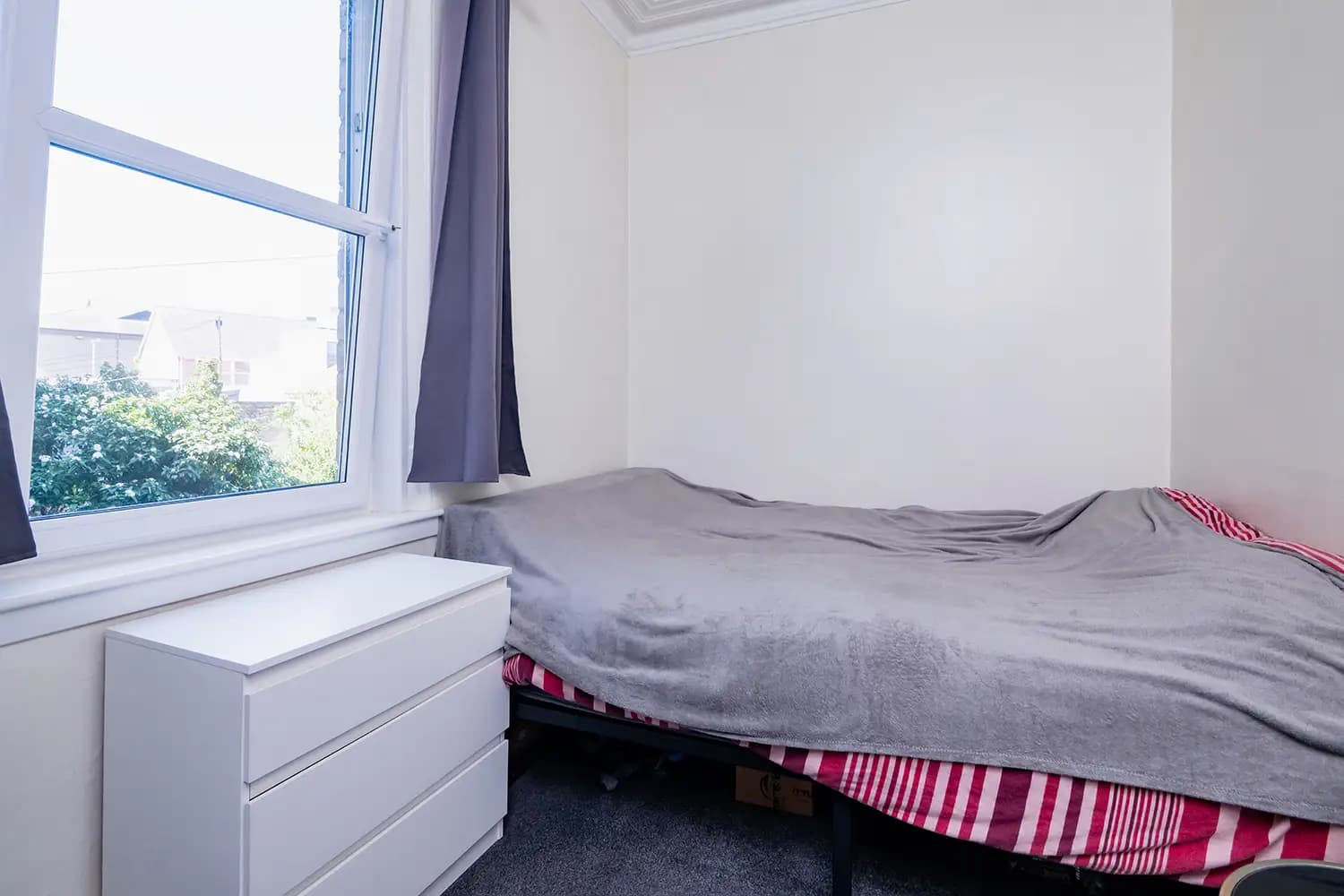 property photo 10 of 16