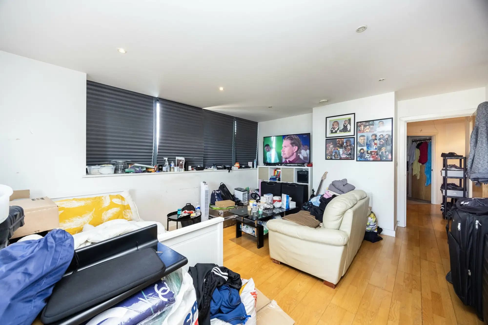 property photo 4 of 9