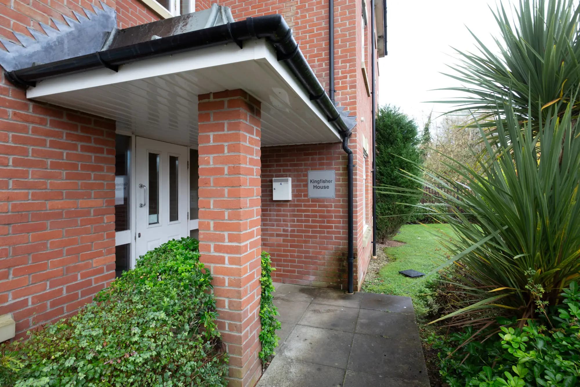 property photo 16 of 18