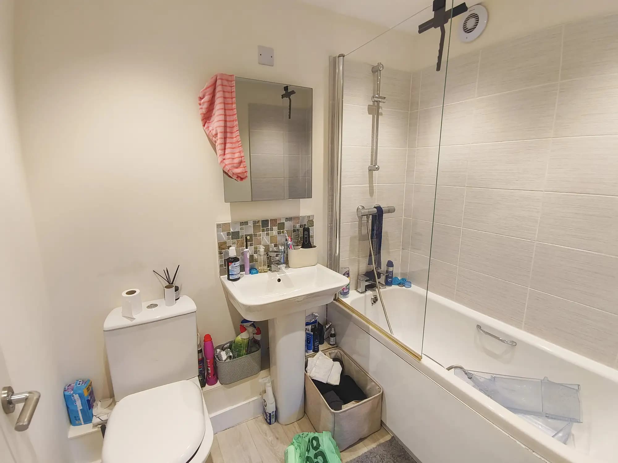 property photo 18 of 41