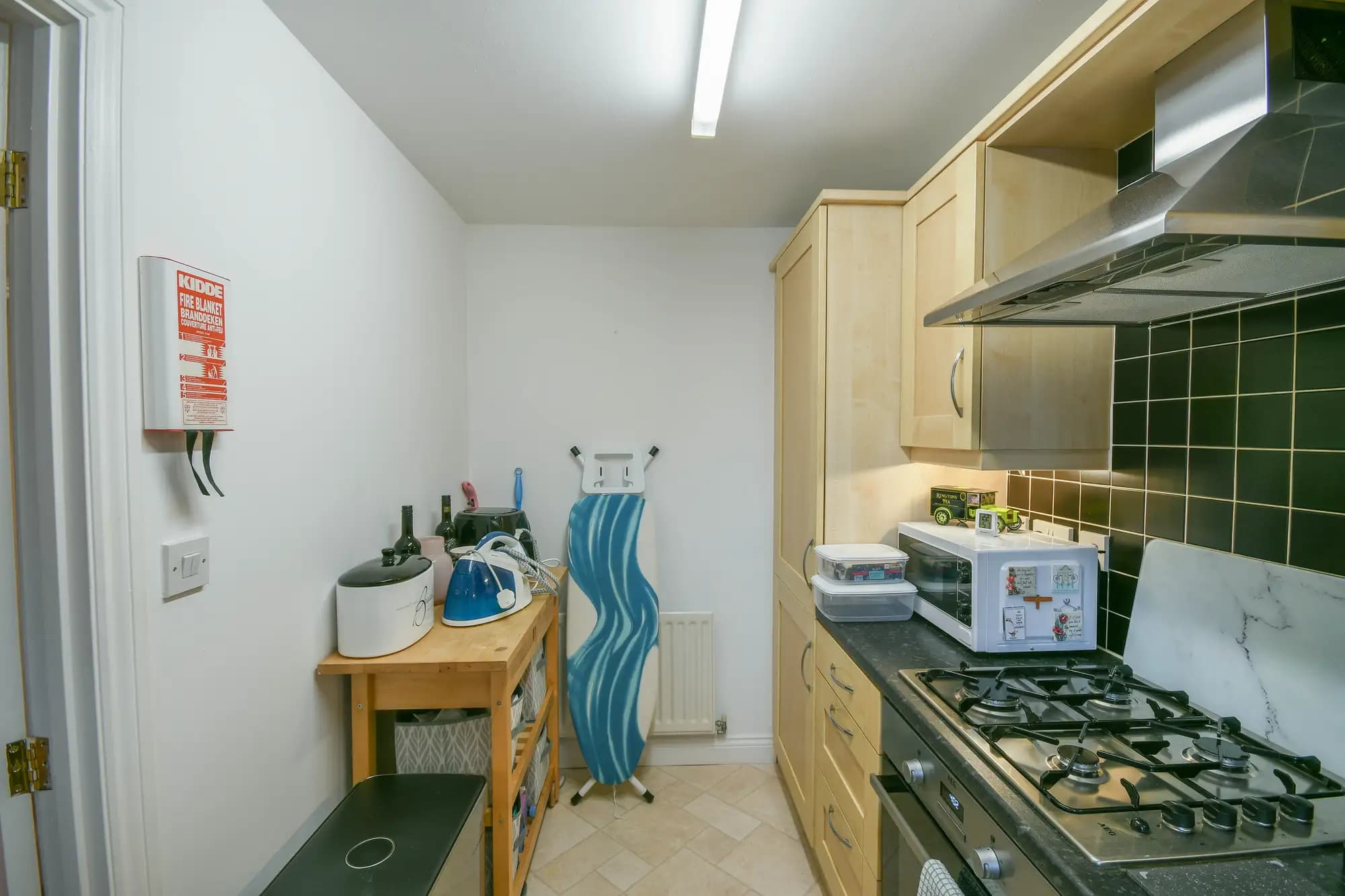property photo 7 of 18
