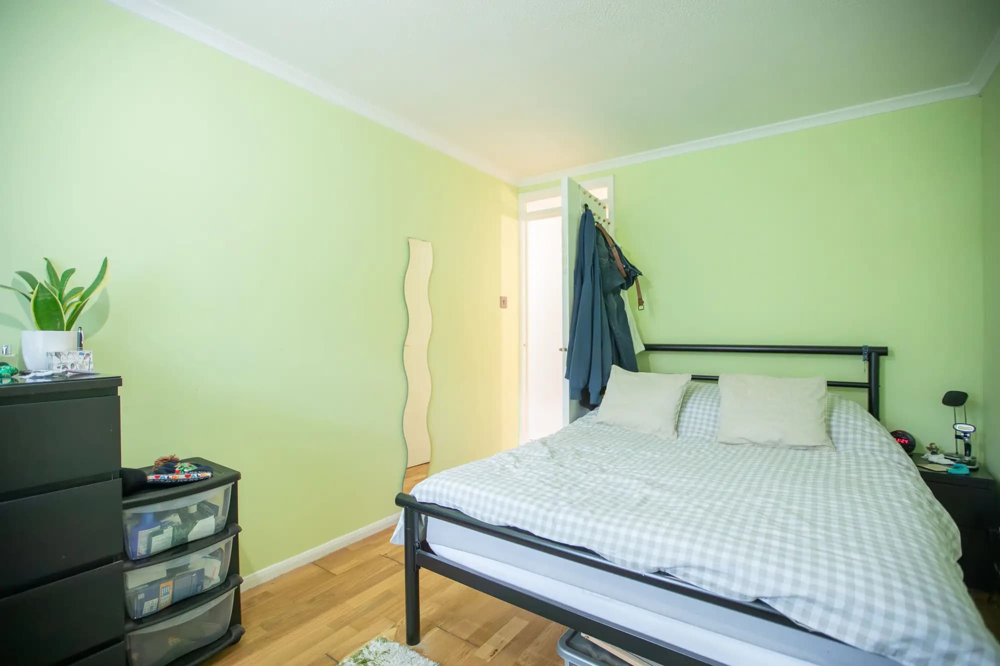 property photo 11 of 20