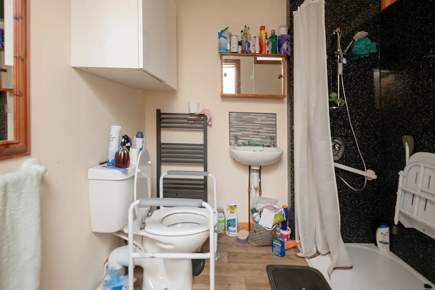 property photo 10 of 30