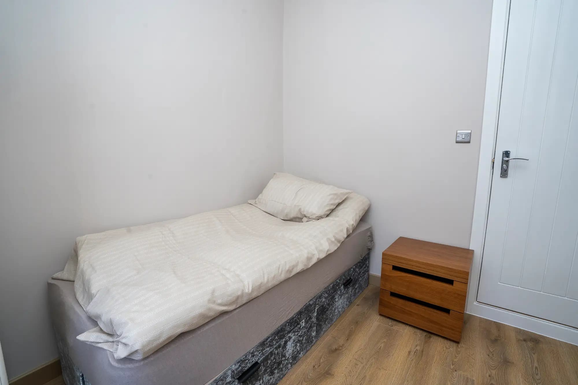 property photo 16 of 45