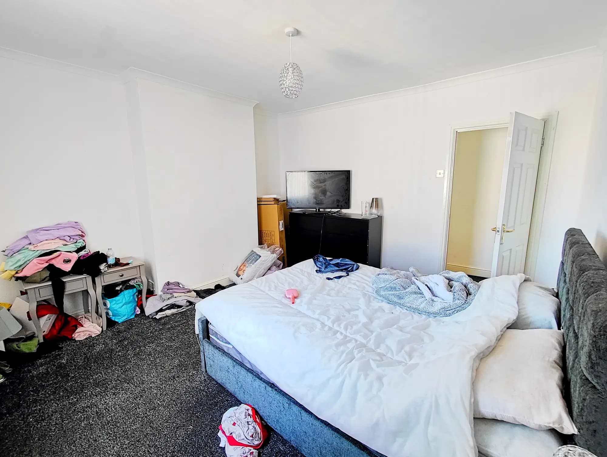 property photo 13 of 21