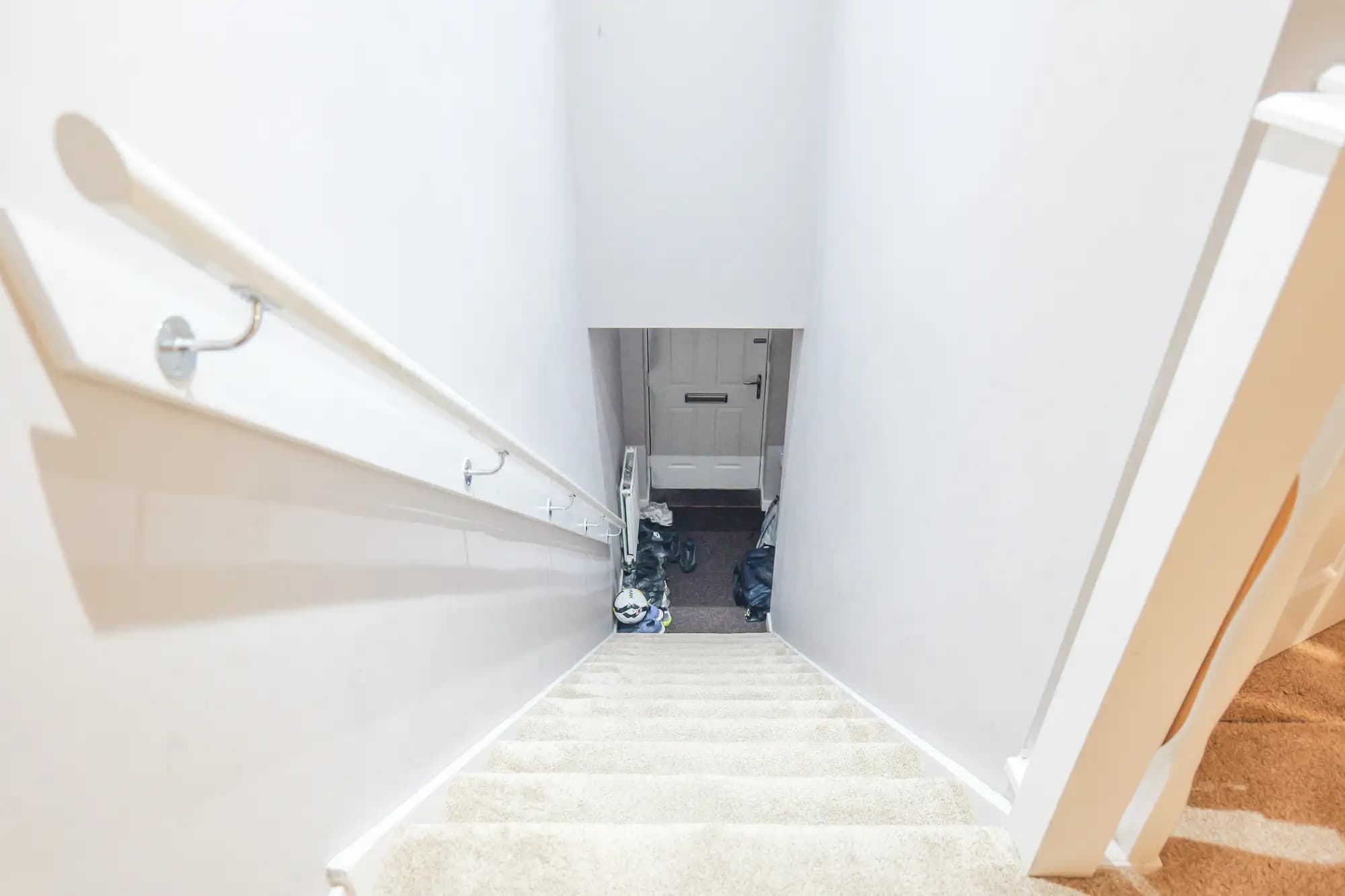 property photo 14 of 19