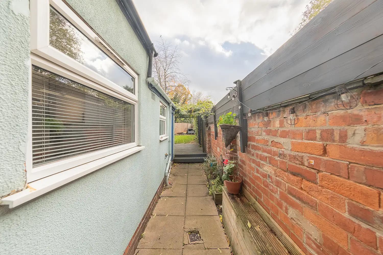 property photo 21 of 26