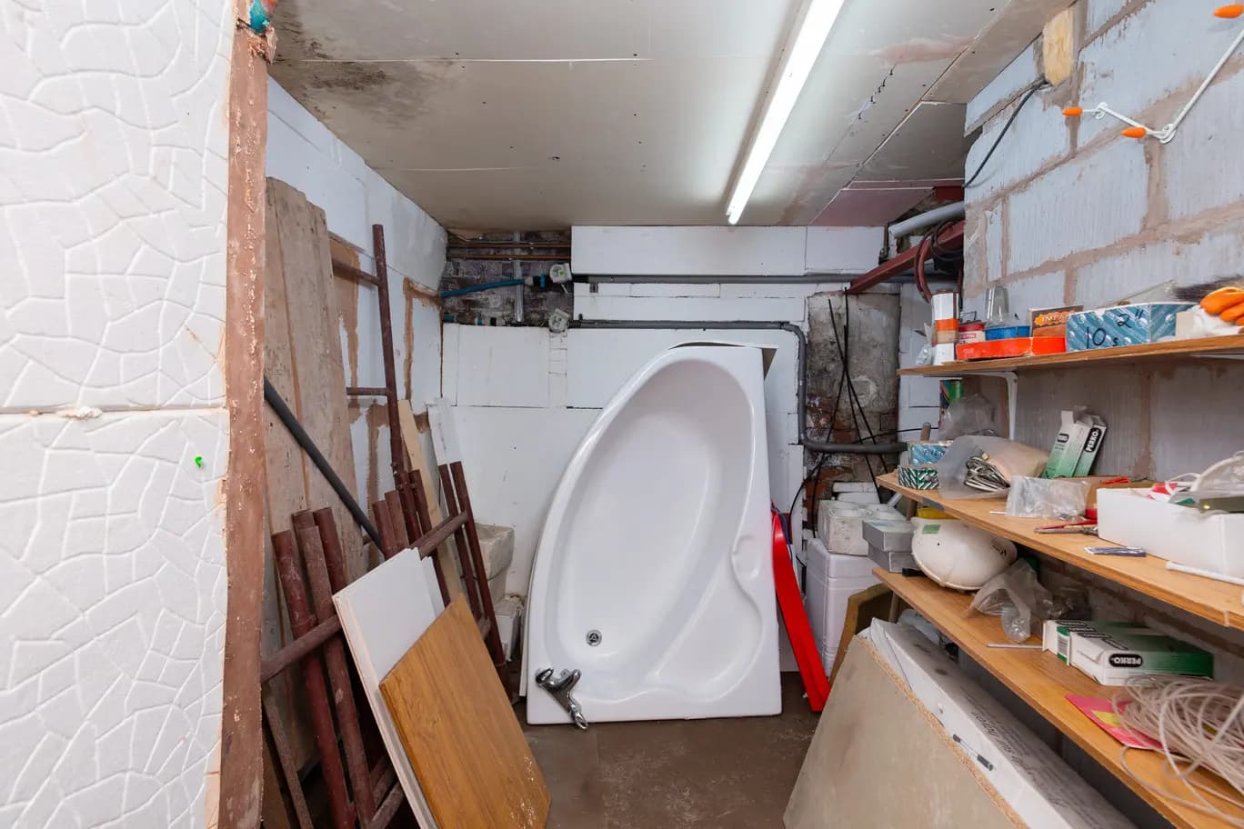 property photo 32 of 47