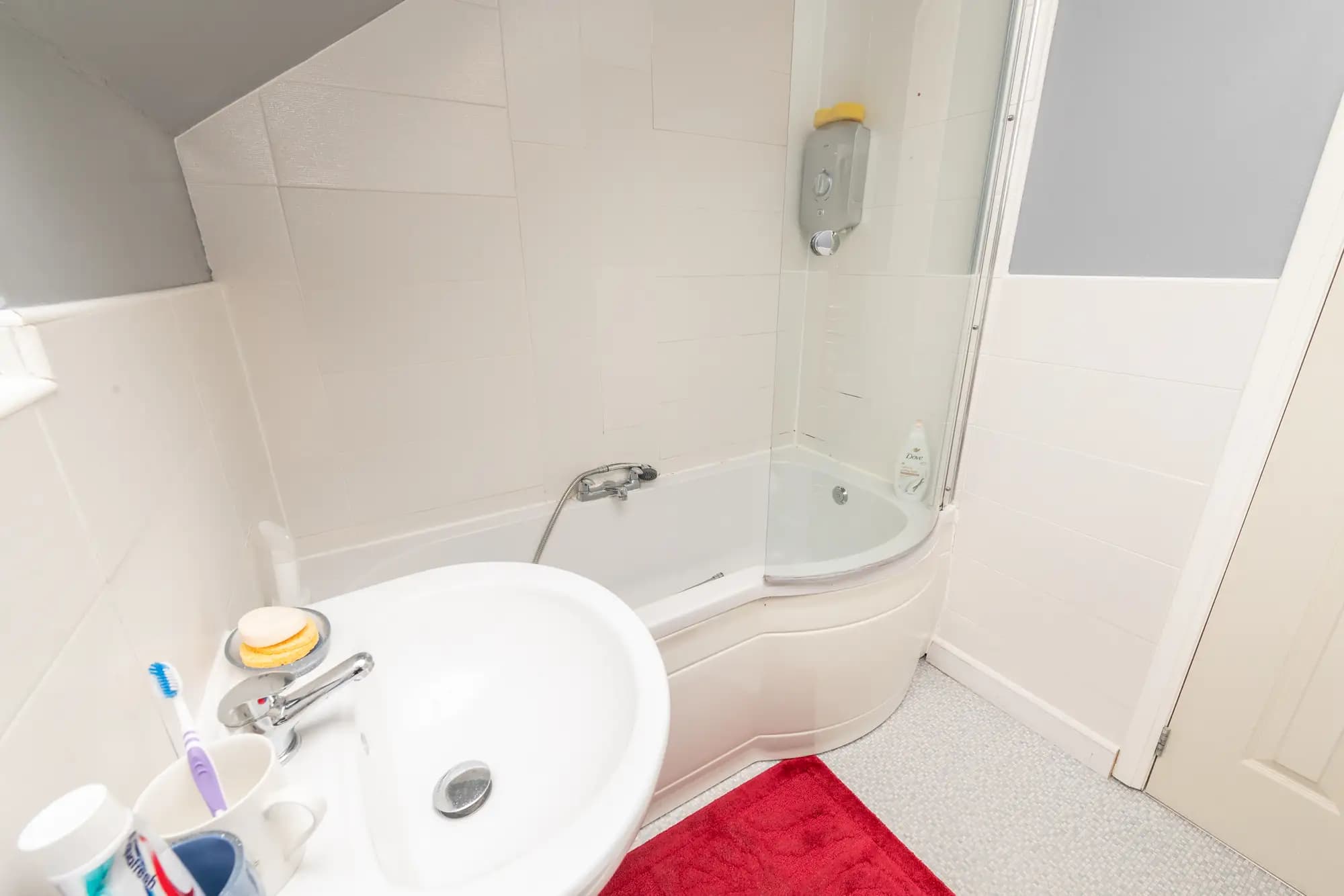 property photo 10 of 24