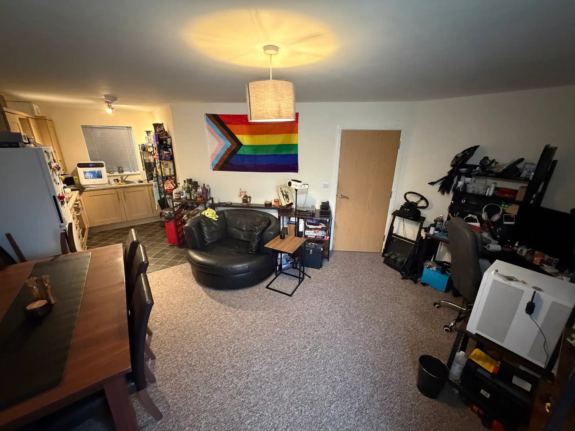 property photo 5 of 26