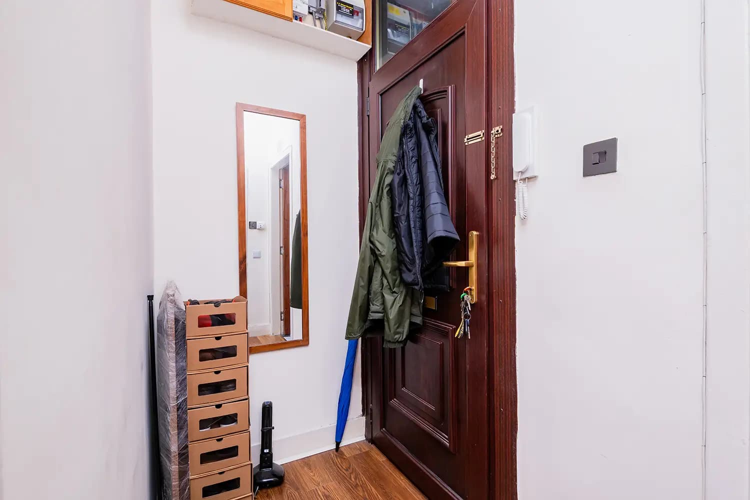 property photo 13 of 16