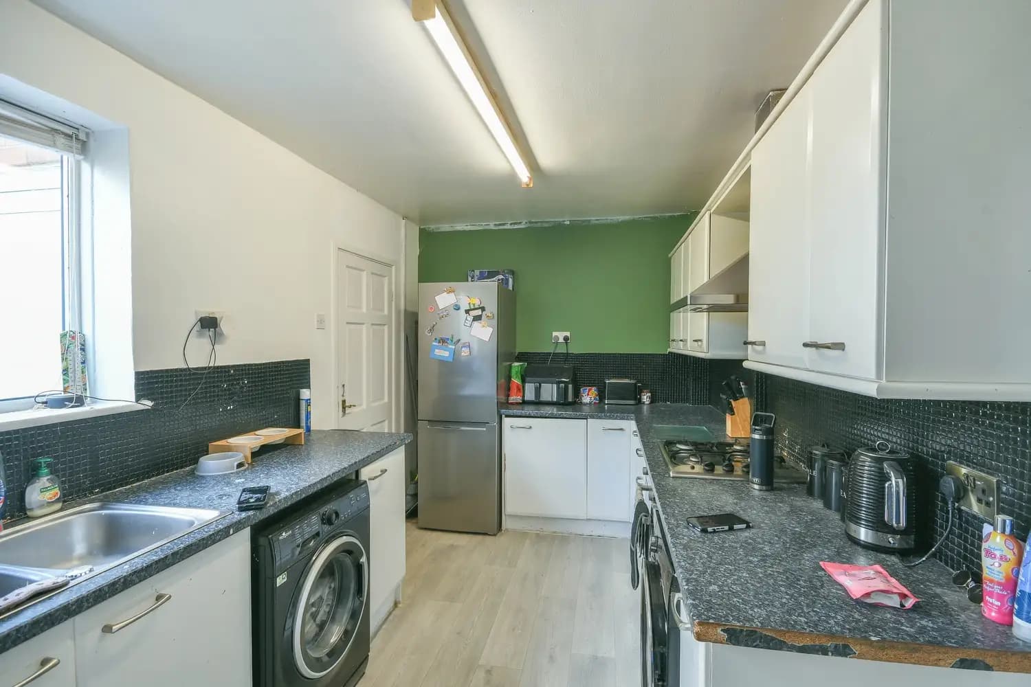 property photo 5 of 24