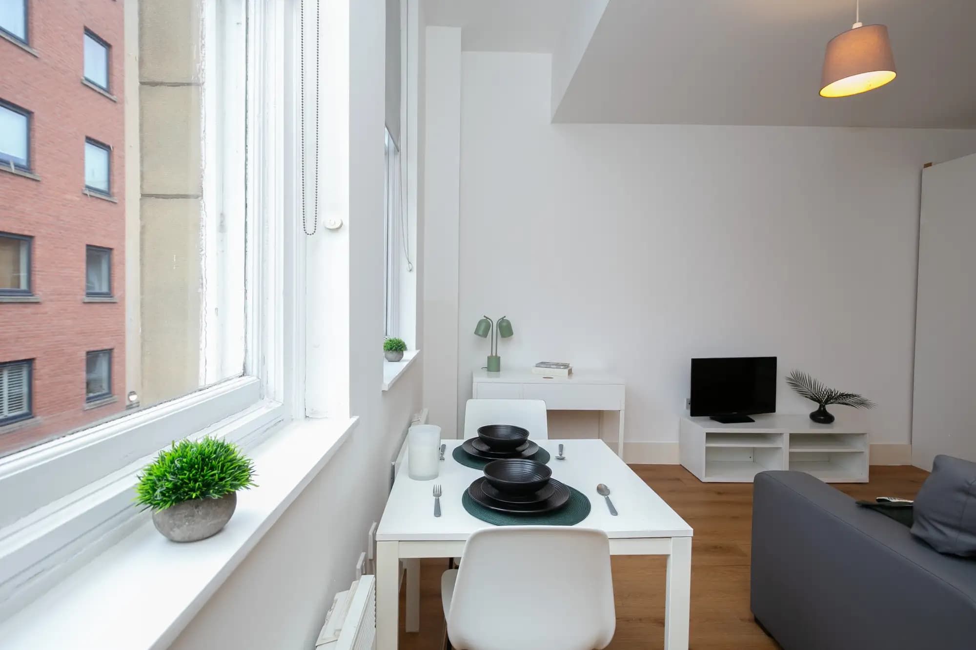 property photo 14 of 29