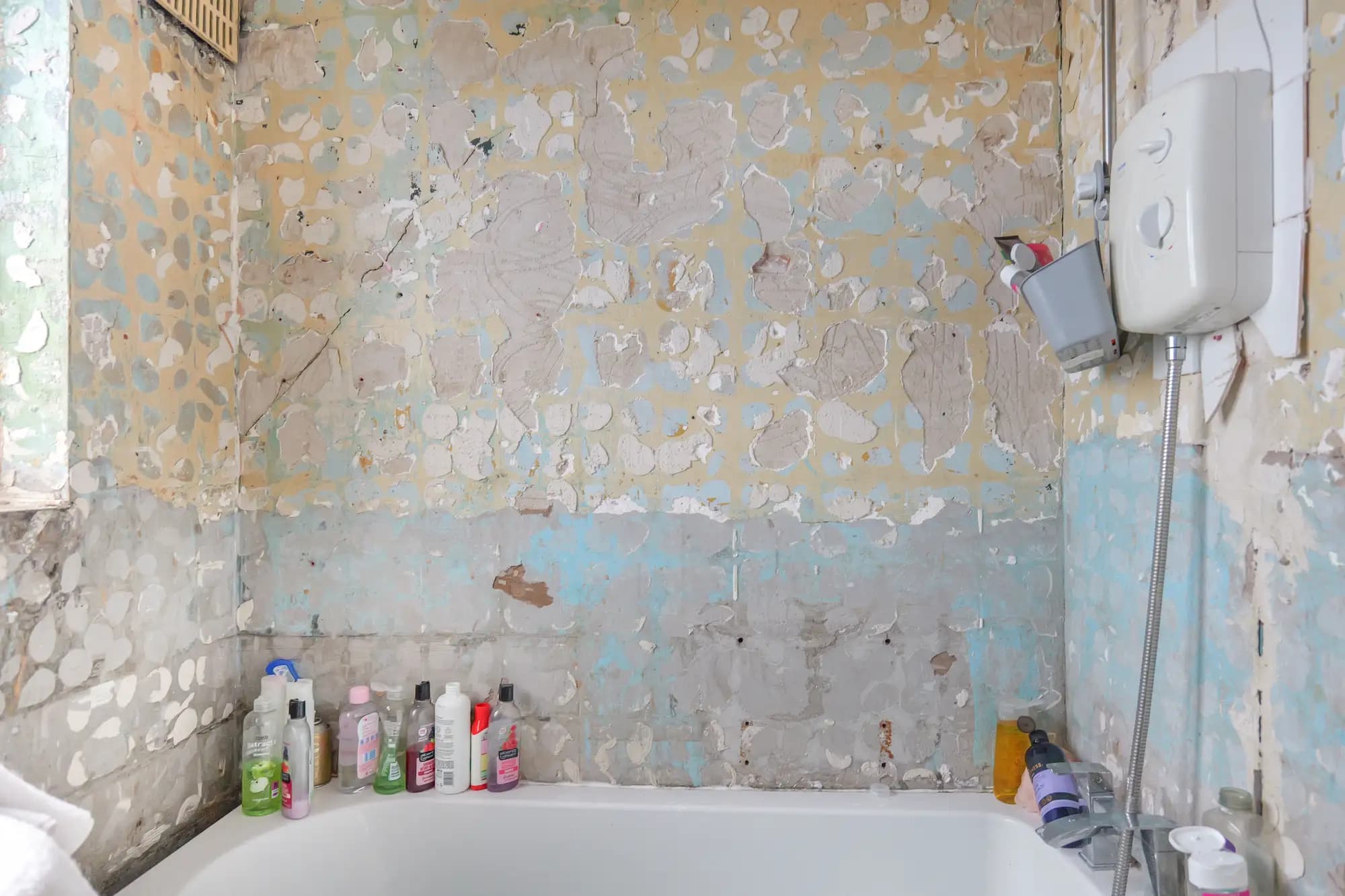 property photo 7 of 23